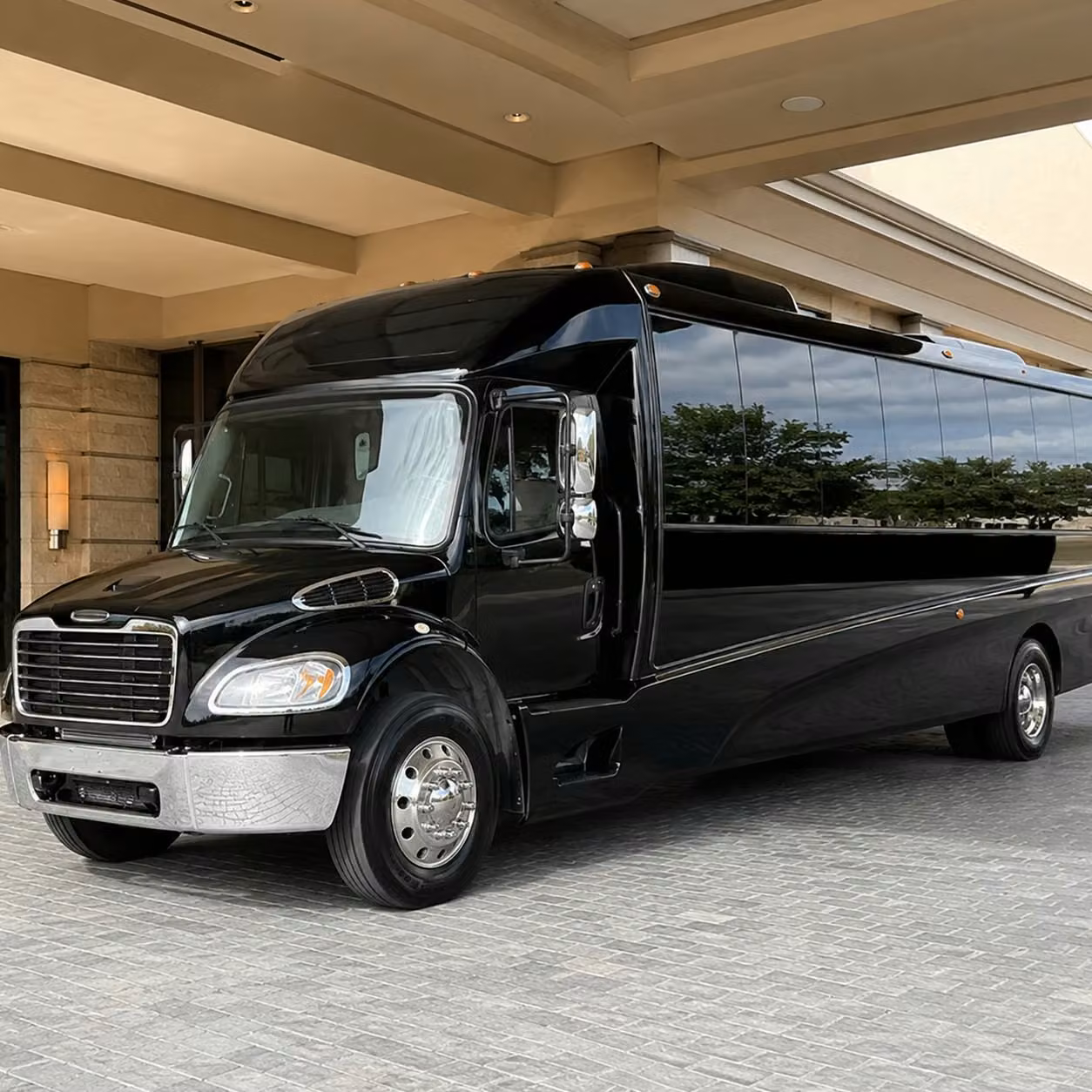 25 passenger minibus