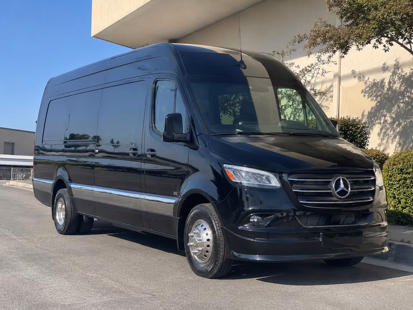 elizabeth sporting event transportation