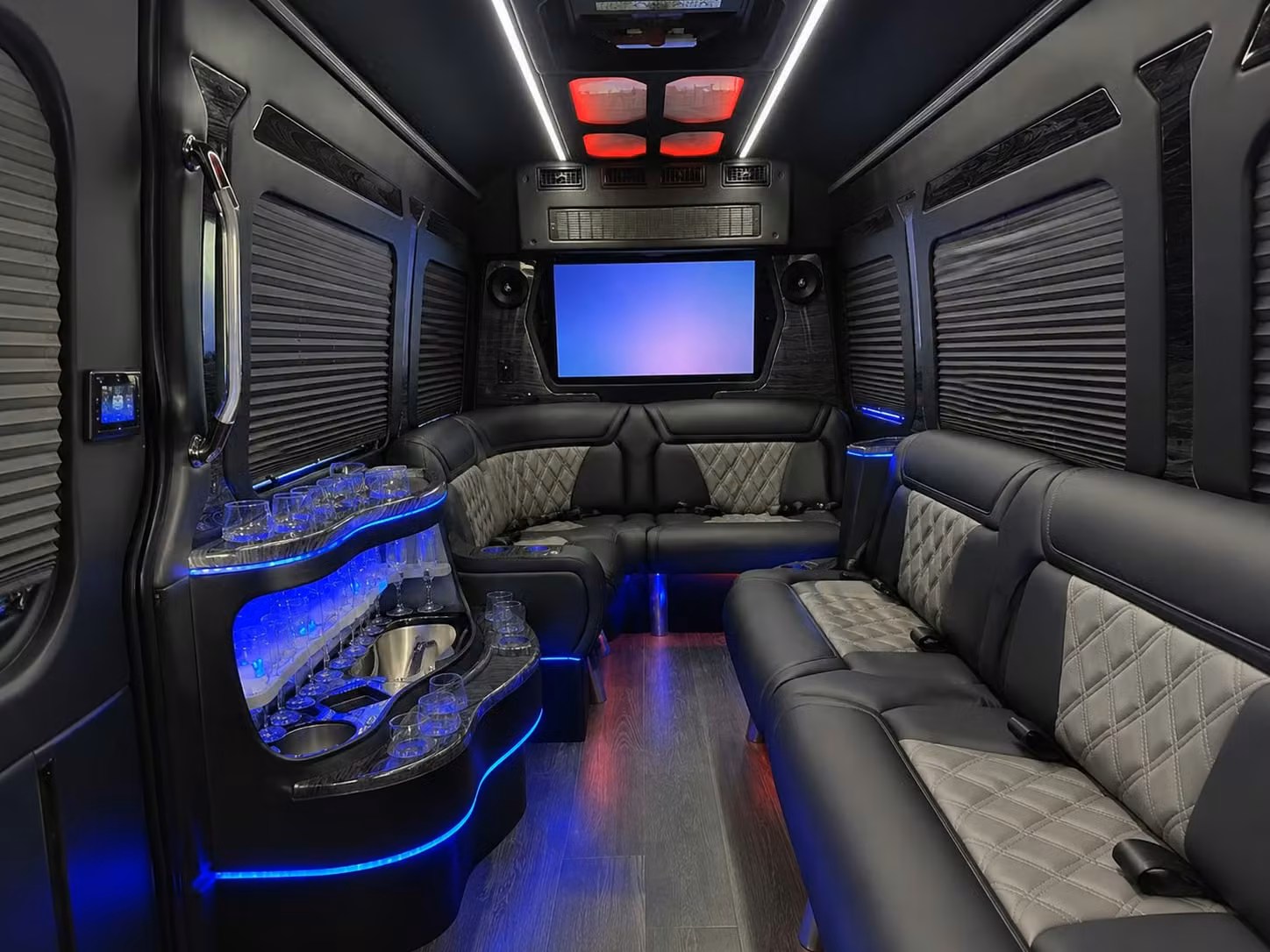 executive transportation for corporate clients traveling between elizabeth and midtown manhattan